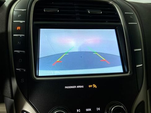 Used 2020 Lincoln Nautilus Premier w/ Equipment Group 101A image 8