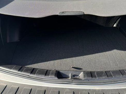 Used 2011 Subaru Forester 2.5X Premium w/ All-Weather Pkg image 9