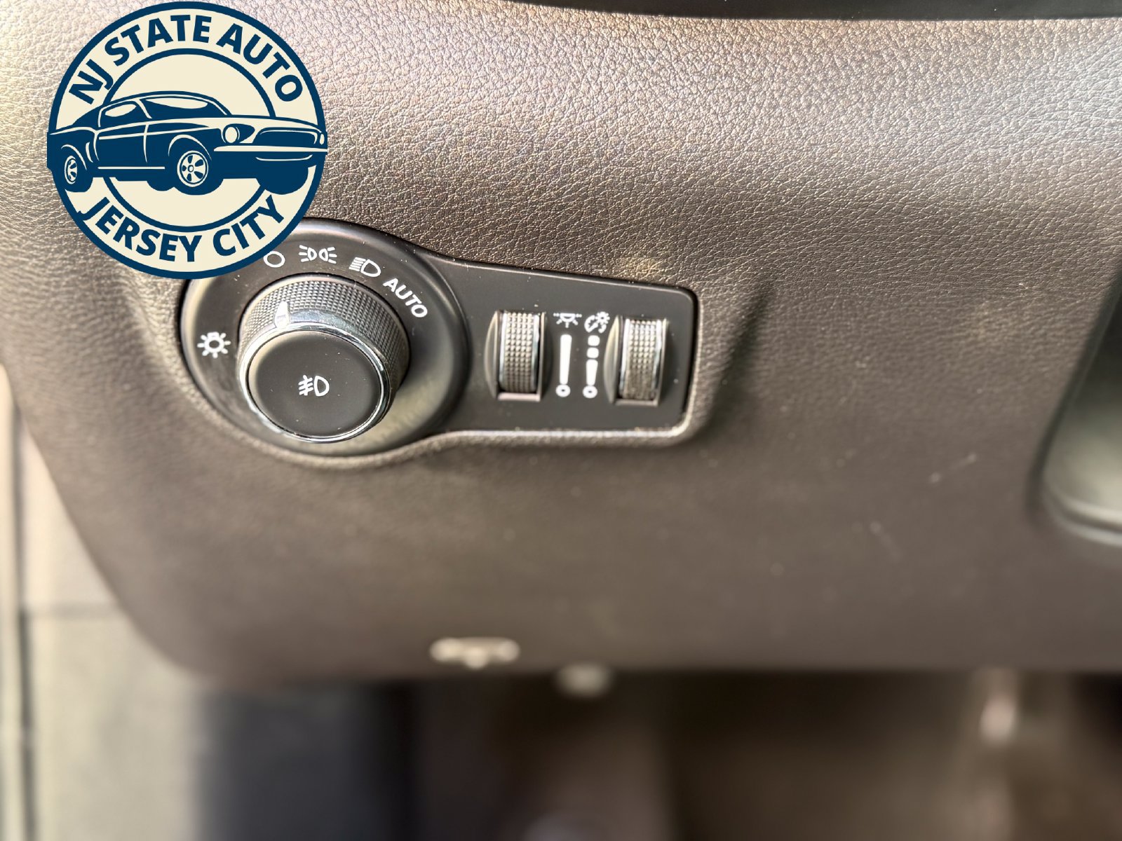 Used 2023 Jeep Compass Trailhawk w/ Trailhawk Elite Group AWD/4WD image 30