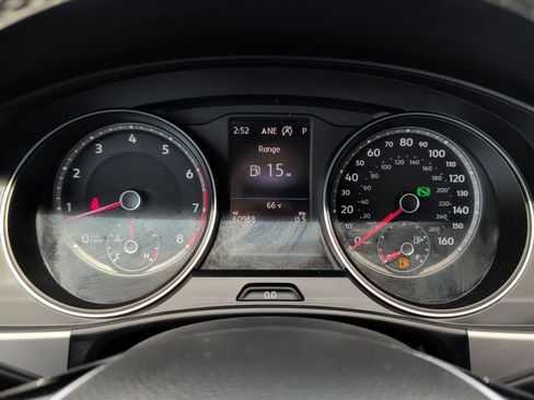 Used 2019 Volkswagen Atlas SE AWD/4WD image 16