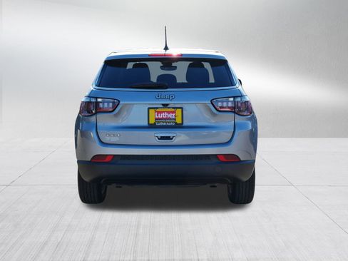 Used 2023 Jeep Compass Sport image 6