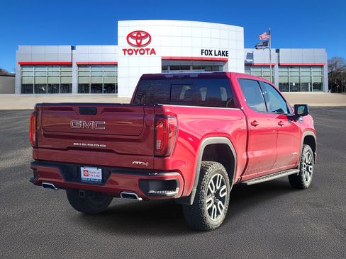 Used 2024 GMC Sierra 1500 AT4 w/ Technology Package image 4