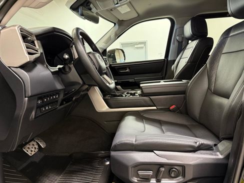 Used 2023 Toyota Tundra Limited w/ TRD Off-Road Package AWD/4WD image 11