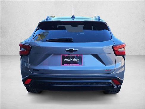 Used 2024 Chevrolet Trax RS w/ Sunroof Package image 7