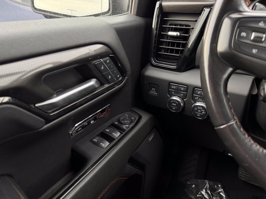 Used 2023 GMC Sierra 1500 AT4 w/ AT4 Premium Package AWD/4WD image 37