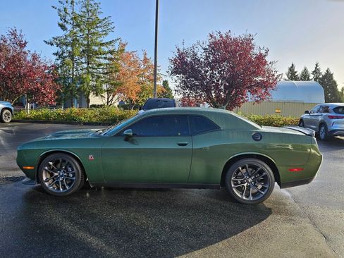 Used 2021 Dodge Challenger R/T Scat Pack image 4