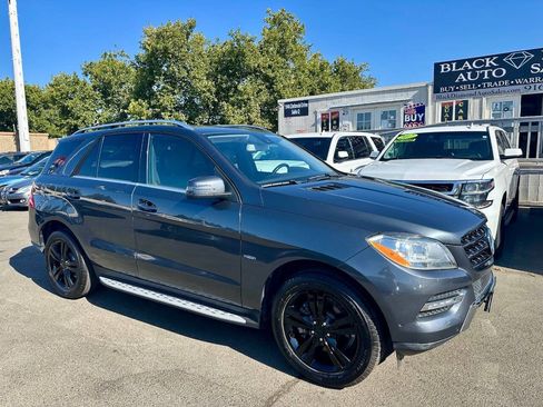 Used 2012 Mercedes-Benz ML 350 4MATIC image 3