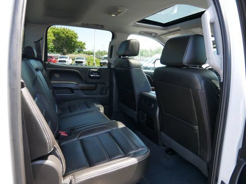 Used 2018 GMC Sierra 1500 Denali w/ Denali Ultimate Package AWD/4WD image 17
