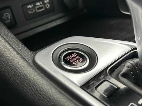 Used 2024 Nissan Sentra SV FWD image 20