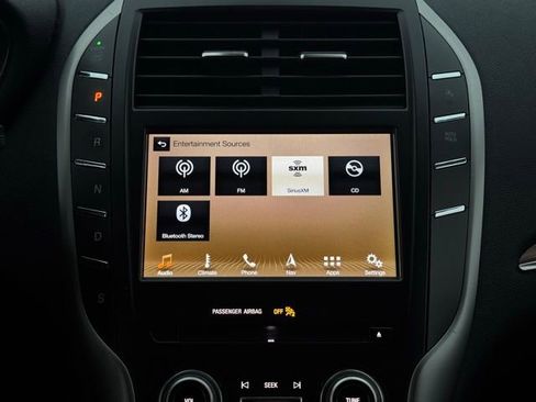 Used 2019 Lincoln MKC Select w/ Select Plus Package image 33