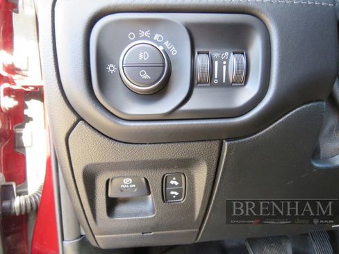 Used 2021 RAM 1500 Limited w/ Night Edition image 15