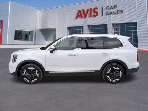 Used 2025 Kia Telluride S image 10