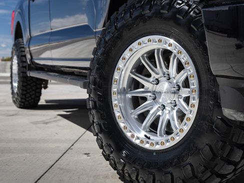 Used 2022 Ford F150 Lariat image 3