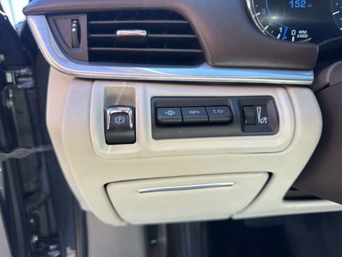 Used 2017 Cadillac XTS Platinum AWD/4WD image 19