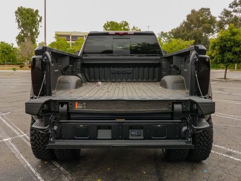 New 2026 GMC Sierra 3500 Denali Ultimate AWD/4WD image 16