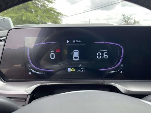 Used 2025 Kia Telluride S FWD image 22