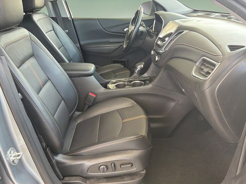 Used 2023 Chevrolet Equinox Premier AWD/4WD image 11