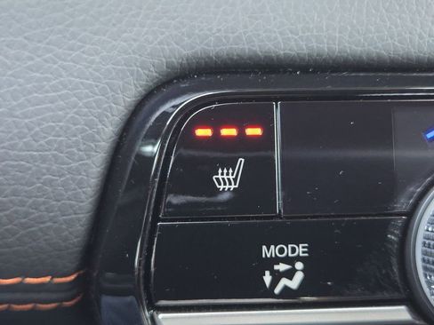 Certified 2025 Honda Pilot Sport image 25