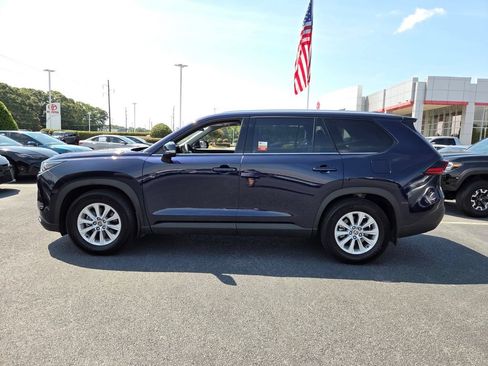 Certified 2025 Toyota Grand Highlander FWD image 4