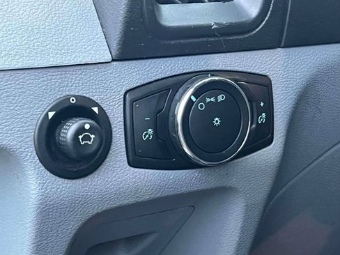 Used 2017 Ford Transit 250 130 Low Roof w/ Exterior Upgrade Package RWD image 19