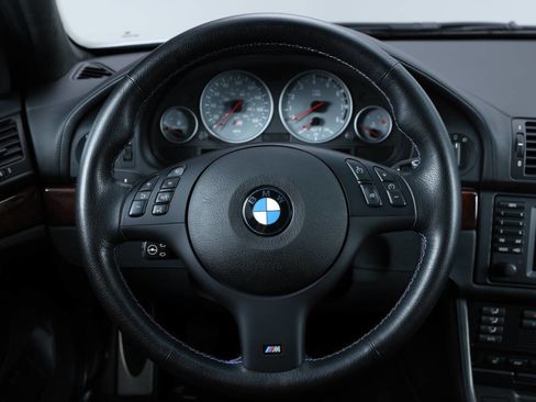 Used 2002 BMW M5 image 68