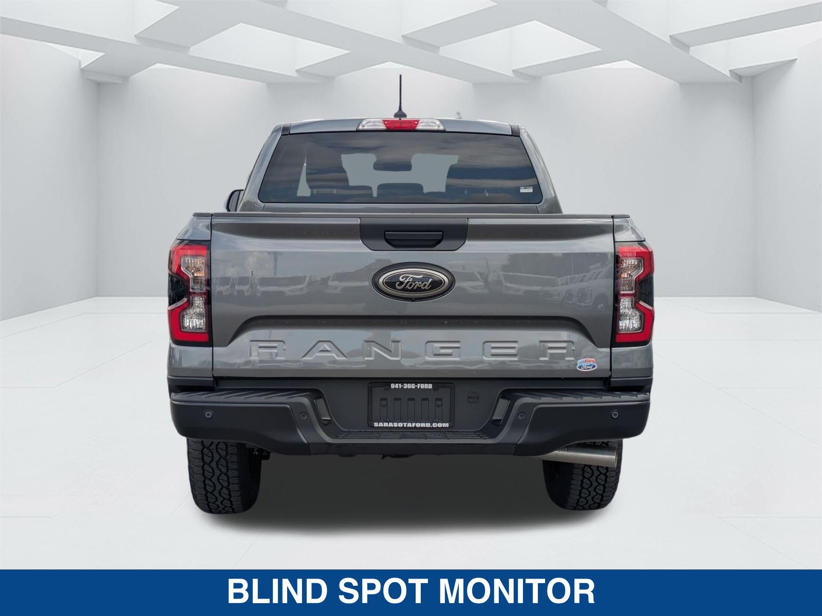 New 2026 Ford Ranger XLT w/ Black Appearance Package RWD image 7