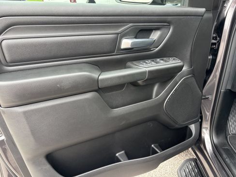 New 2026 RAM 1500 Express AWD/4WD image 9