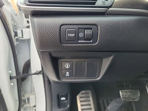 Used 2022 Honda Accord Sport image 19