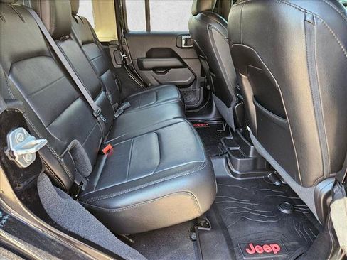 Used 2021 Jeep Wrangler Unlimited Sahara AWD/4WD image 20