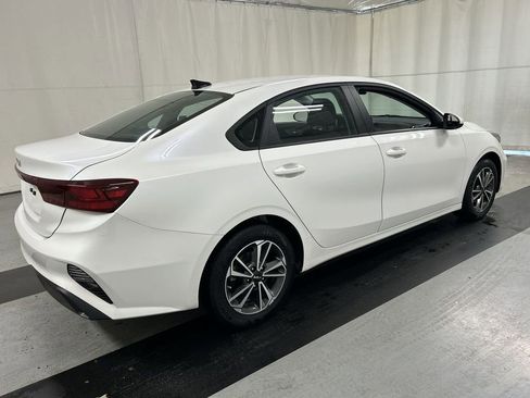 Certified 2023 Kia Forte LXS FWD image 2