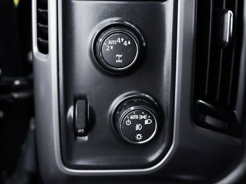 Used 2018 GMC Sierra 1500 SLT image 21