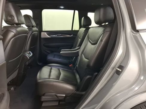 Used 2023 Cadillac XT6 Sport AWD/4WD image 11