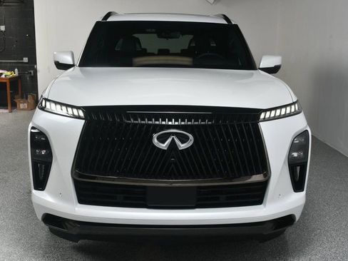 Used 2026 INFINITI QX80 Autograph w/ Premium Cargo Package AWD/4WD image 17