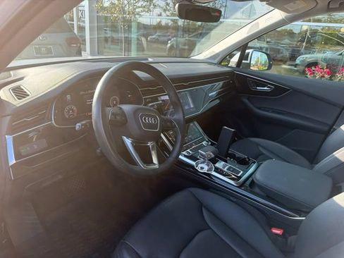 Used 2023 Audi Q7 2.0T Premium Plus w/ Premium Plus Package AWD/4WD image 16