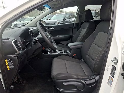 Used 2020 Kia Sportage LX image 14