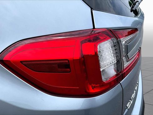 Used 2023 Subaru Ascent Premium w/ Convenience Package AWD/4WD image 28