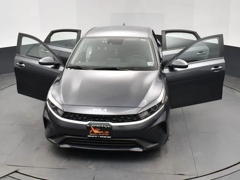 Used 2024 Kia Forte LXS image 10