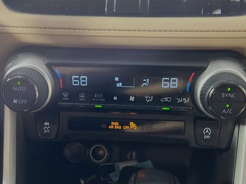 Used 2023 Toyota RAV4 XLE w/ Convenience Package image 26