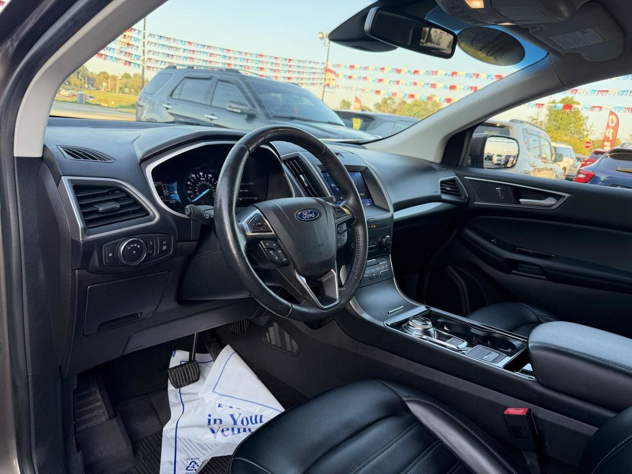 Used 2019 Ford Edge SEL w/ Cold Weather Package AWD/4WD image 14