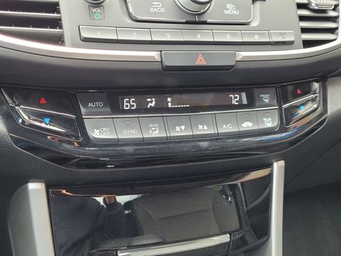 Used 2017 Honda Accord LX image 15