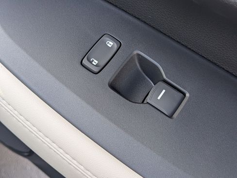 New 2026 Honda HR-V LX image 33