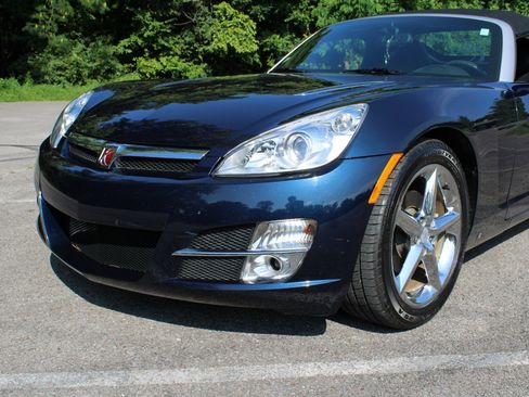 Used 2007 Saturn Sky w/ Premium Trim Pkg image 11