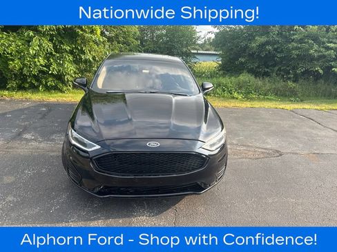 Used 2019 Ford Fusion SEL FWD image 2