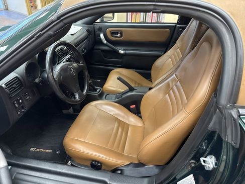 Used 2002 Toyota MR2 image 6