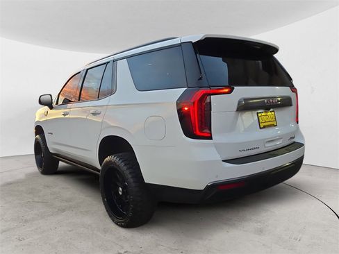 Used 2023 GMC Yukon AT4 image 3