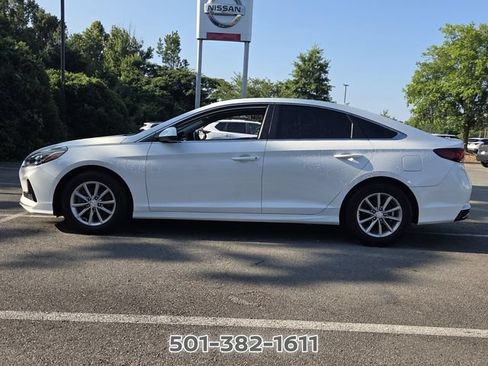 Used 2018 Hyundai Sonata ECO FWD image 2