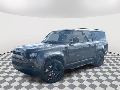 New 2025 Land Rover Defender 130 X-Dynamic SE