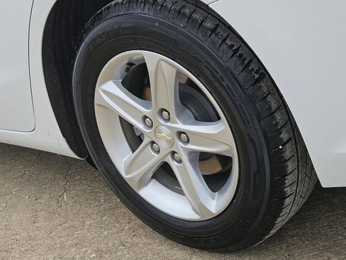 Used 2019 Chevrolet Malibu LS w/ LPO, Convenience Package 1 FWD image 7