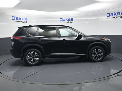 Used 2023 Nissan Rogue SV AWD/4WD image 9
