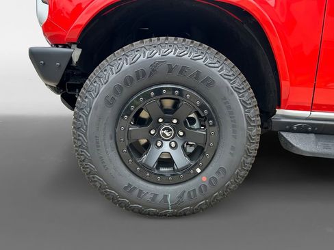 New 2025 Ford Bronco Stroppe Edition image 40